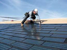 Fast & Reliable Emergency Roof Repairs in Decorah, IA